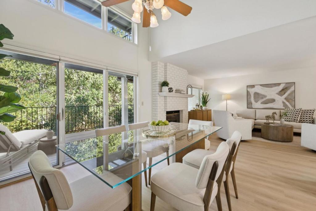 105 Rio Vista