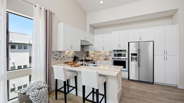 8536 Aspect Drive, San Diego CA: https://media.crmls.org/mediaz/0181d5fb-6c71-4f72-ab99-053632446816.jpg