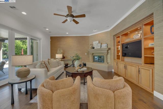Image 27 of 57 For 7193 Rosecliff Ct
