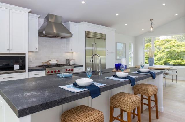 355 30th Avenue, Santa Cruz CA: https://media.crmls.org/mediaz/01830f70-cf22-4be0-98a3-399db9478a4c.jpg