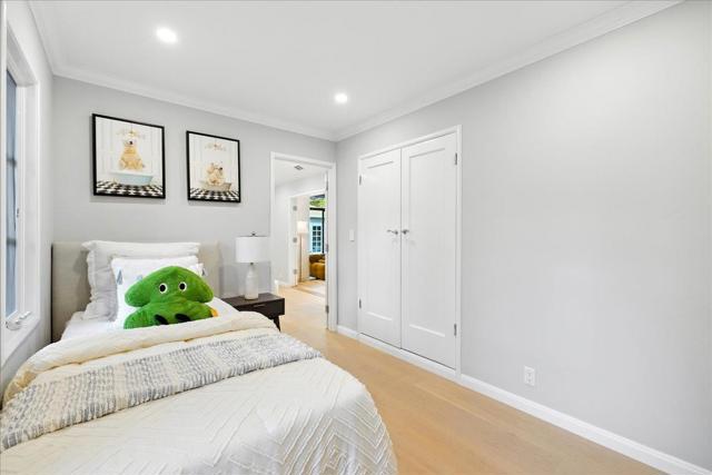 162 Del Monte Avenue, Los Altos CA: https://media.crmls.org/mediaz/01835ebf-eb60-40b7-a5bb-8f881a6f80df.jpg