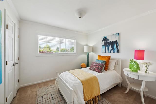 5953 Running Hills Ave, Livermore CA: https://media.crmls.org/mediaz/018479d9-5804-4d85-82a6-d09dd8d36469.jpg