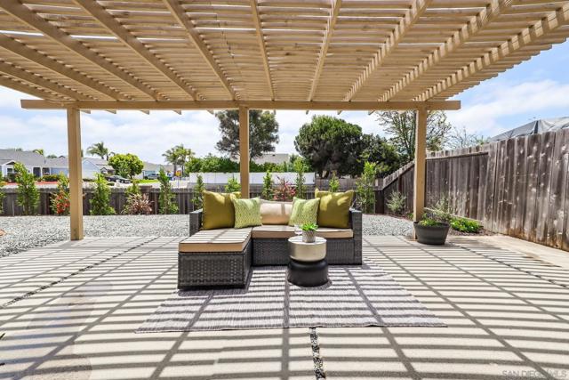 3663 Forest Road, Oceanside CA: https://media.crmls.org/mediaz/0185d070-2826-488f-a787-a324cfe8e211.jpg