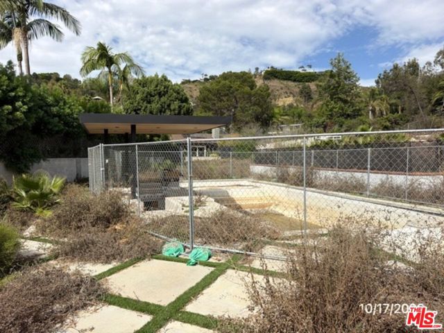 949 Las Lomas Avenue photo 13