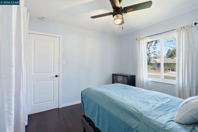 Image 12 of 28 For 2105 Holbrook Drive