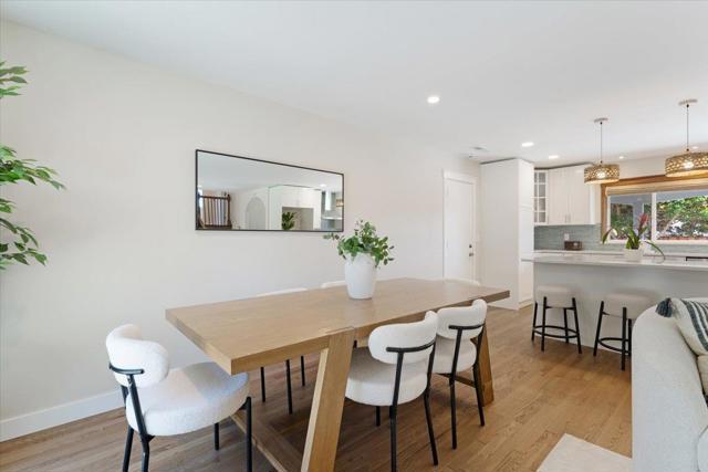 806 Clubhouse Drive, Aptos CA: https://media.crmls.org/mediaz/0187c773-674a-46b5-be9e-7e3f9b15c651.jpg