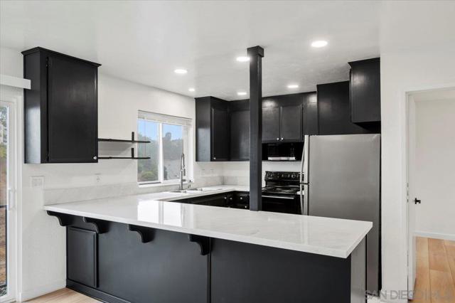1418 Minden Dr, San Diego CA: https://media.crmls.org/mediaz/0187de74-b5be-4ea0-adc0-0cfed4a37a97.jpg