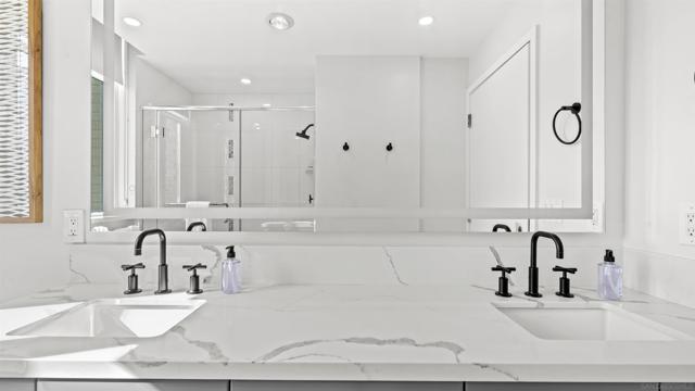 325 7Th Ave, San Diego CA: https://media.crmls.org/mediaz/0188c187-d738-4586-b16b-8a36fa869d86.jpg