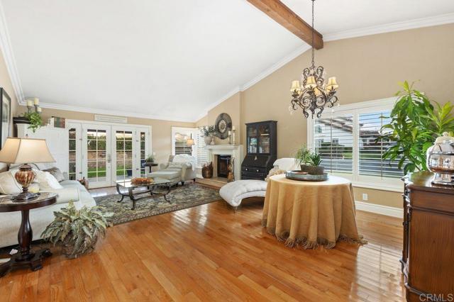 Detail Gallery Image 6 of 40 For 2028 Columbus Way, Vista,  CA 92081 - 2 Beds | 2 Baths