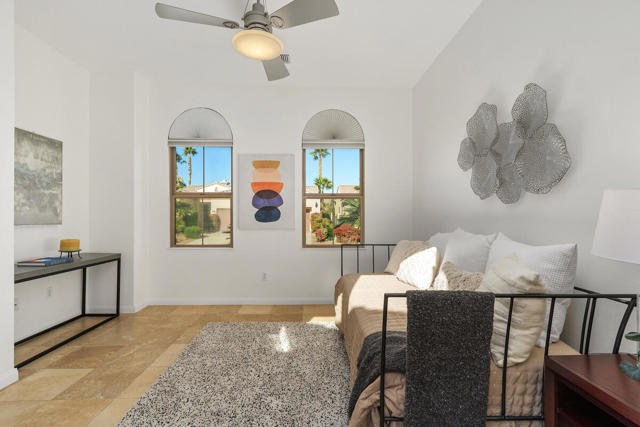 81071 Avenida Sombra, Indio CA: https://media.crmls.org/mediaz/018927b0-1a5b-454a-9bd3-91733aeeeb46.jpg