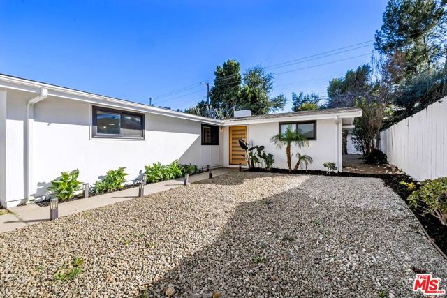 20608 Haynes Street photo 2