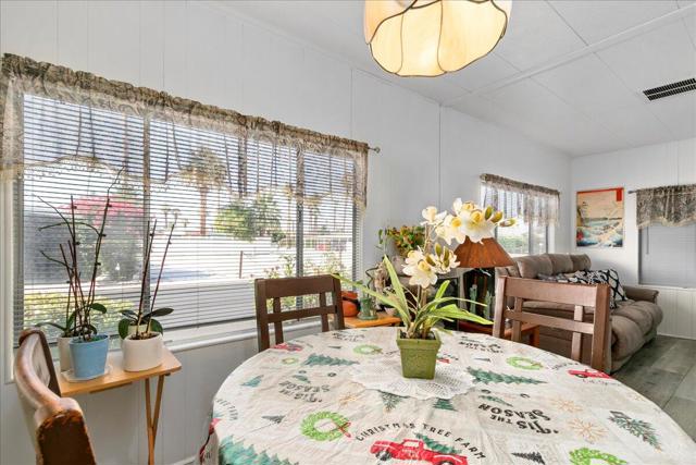 36 Club Circle Drive, Palm Springs CA: https://media.crmls.org/mediaz/018a0fc4-d24d-47d6-a845-5aeaf93a7bd9.jpg
