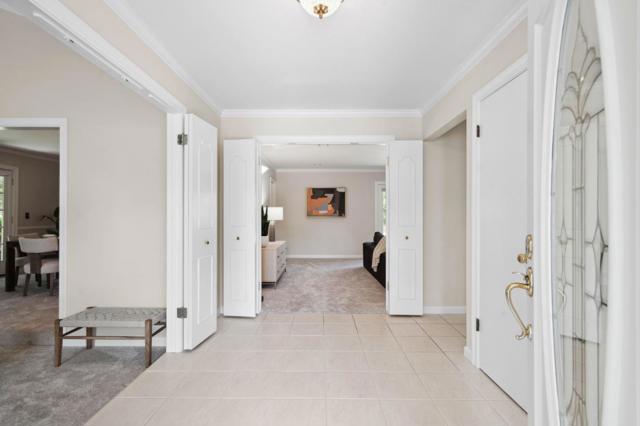 18561 Arbolado Way, Saratoga CA: https://media.crmls.org/mediaz/018a52e2-41e0-4eb4-9c32-572400724b1e.jpg