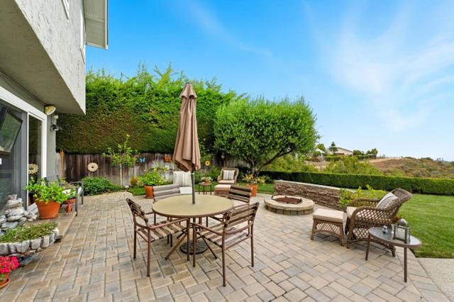 7 Somerset Court, Belmont CA: https://media.crmls.org/mediaz/018ad0ef-8bef-484d-9f6f-15bfedfb8652.jpg