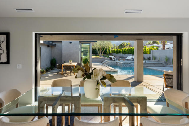 71501 Sahara Road, Rancho Mirage CA: https://media.crmls.org/mediaz/018bf336-a603-4e61-99fa-10dfaa5b96c0.jpg