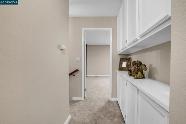 1430 Tampico Pl, Walnut Creek CA: https://media.crmls.org/mediaz/018bfab5-b4b5-4132-9a8c-6dfdddb5d2fa.jpg