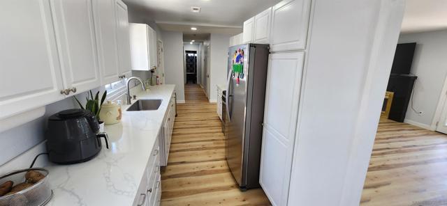 2132 Medford Ave, Escondido CA: https://media.crmls.org/mediaz/018c3b99-f05b-4bd3-837f-8157e3f26eeb.jpg