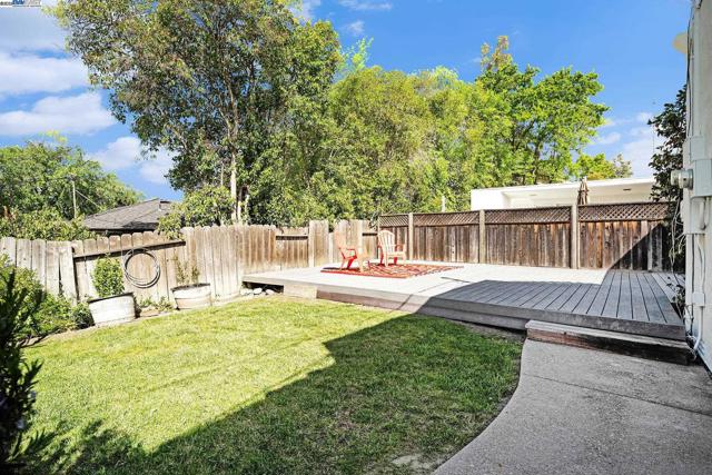 366 Ilo Ln, Danville CA: https://media.crmls.org/mediaz/018edbd4-4c3d-4b97-812b-b2afe0be96d9.jpg