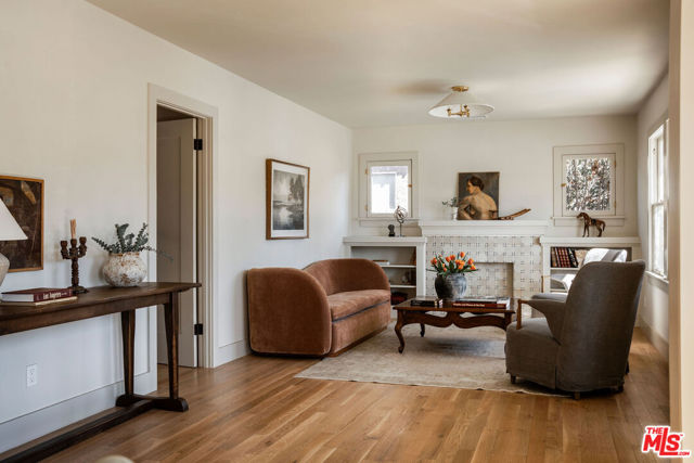 1597 Fair Park Avenue photo 3