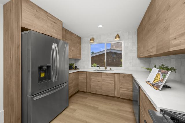 4420 Voltaire Street, San Diego CA: https://media.crmls.org/mediaz/018f108a-fc82-4c4a-9a67-36282cb0d8d7.jpg