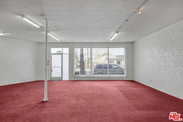 Image 9 of 19 For 21512 Norwalk Boulevard