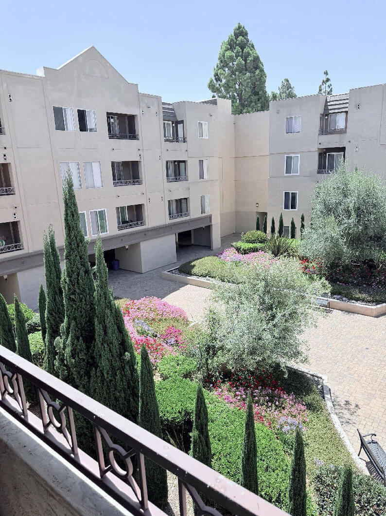 8889 Caminito Plaza Centro - photo 18