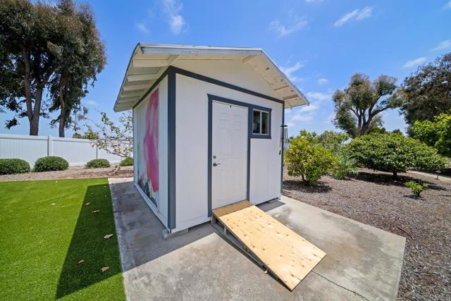 3923 San Pablo Avenue, Oceanside CA: https://media.crmls.org/mediaz/0192c6ec-a9cd-42fc-ab29-5d935dcb0ab9.jpg