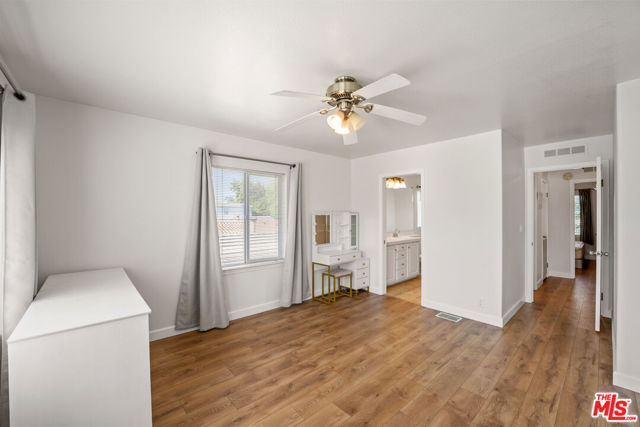 161 Apache, Topanga CA: https://media.crmls.org/mediaz/019373ed-f02b-4d14-9f4a-5509c19d37d0.jpg