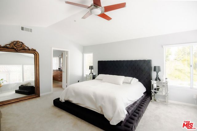 3620 Patrick Henry Place, Agoura Hills CA: https://media.crmls.org/mediaz/01938a3e-8d4b-492e-82e2-add738cdc344.jpg
