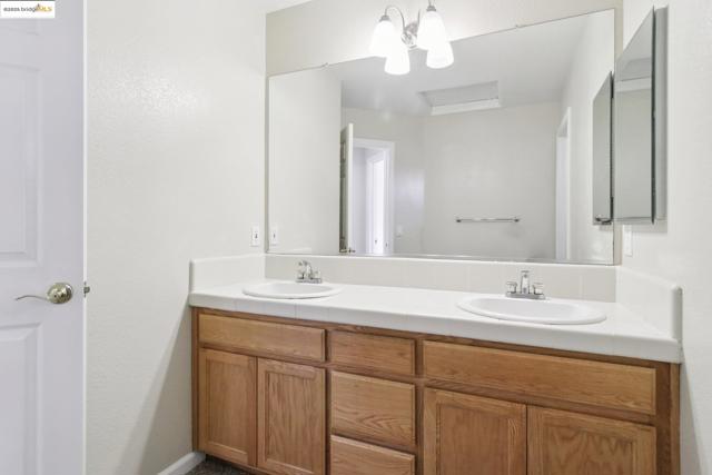 1838 Buck Mountain Ct, Antioch CA: https://media.crmls.org/mediaz/0193fe85-ea4e-473b-a991-b0a13c0c04c5.jpg
