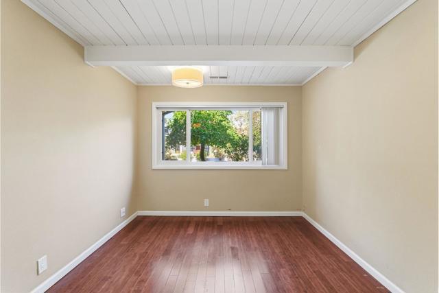 3776 La Donna Avenue, Palo Alto CA: https://media.crmls.org/mediaz/0196cd01-3a1c-40b5-af12-b72b7b457803.jpg