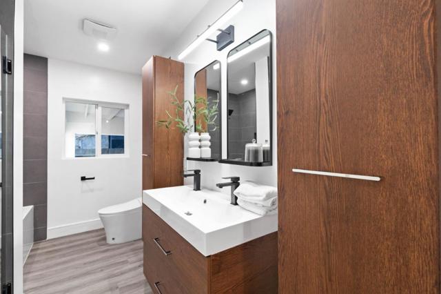 223 S Humboldt Street, San Mateo CA: https://media.crmls.org/mediaz/01973a3c-43da-4ec7-a701-a87d5d6041ab.jpg