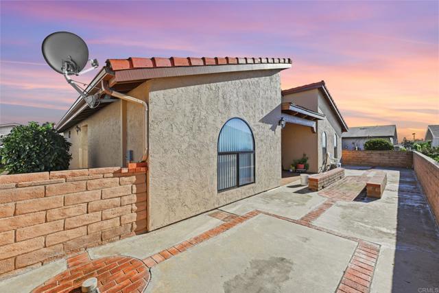 Detail Gallery Image 25 of 37 For 634 via Santa Cruz, Vista,  CA 92081 - 2 Beds | 2 Baths