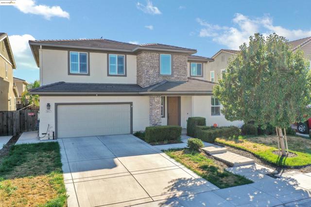 847 Dunmore St, Oakley CA: https://media.crmls.org/mediaz/0198a75b-1bd5-41c4-9e37-5599b9889593.jpg