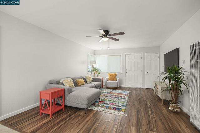 Image 5 of 23 For 4157 Rita Dr