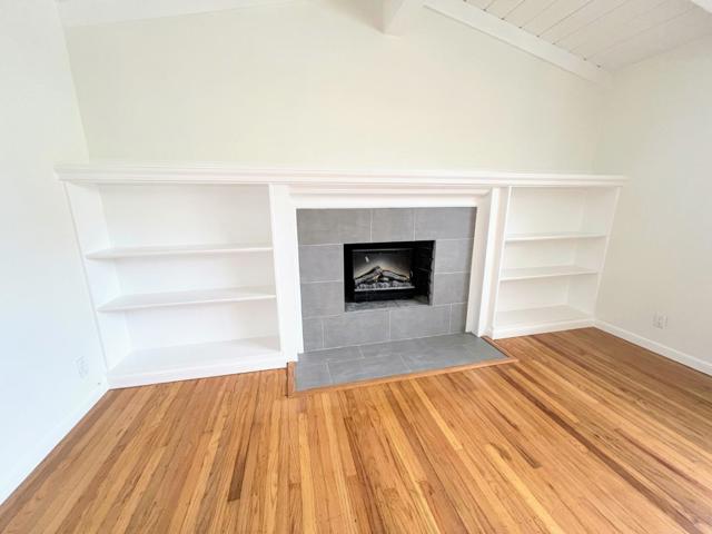 906 Crane Avenue, Foster City CA: https://media.crmls.org/mediaz/019ac1e0-01b4-4678-a9ba-038c696baaab.jpg