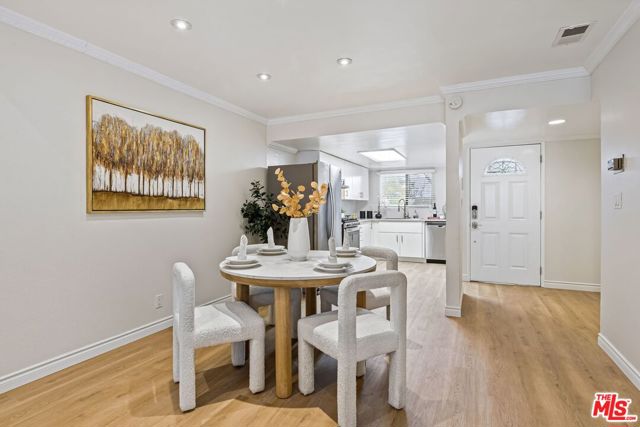 620 W Hyde Park Boulevard, Inglewood CA: https://media.crmls.org/mediaz/019c0c93-5ba7-4155-bd48-068ac0bc5889.jpg