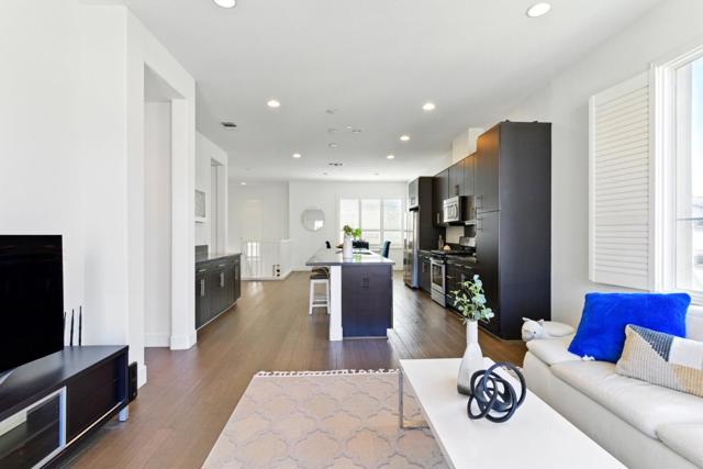 528 Odyssey Lane, Milpitas CA: https://media.crmls.org/mediaz/019cfdcf-3c32-47d4-bcaa-1d49c94bc585.jpg