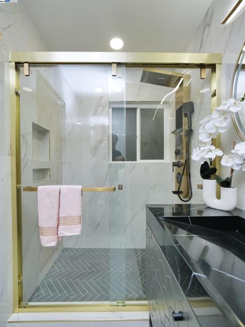 5603 Wintergreen Dr, Newark CA: https://media.crmls.org/mediaz/019dcd4f-d7cc-4776-afed-ca62b3a38f43.jpg