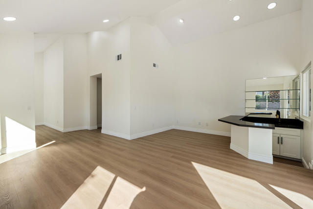 77787 Saint Croix Drive, Palm Desert CA: https://media.crmls.org/mediaz/019e1a54-ef16-495a-a962-53ce5edb6275.jpg