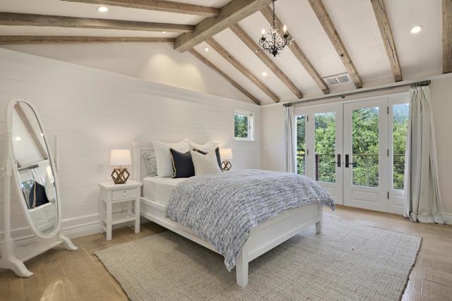 3 Vintage Court, Woodside CA: https://media.crmls.org/mediaz/019e1fea-8594-45c9-bedd-48cbe688c373.jpg