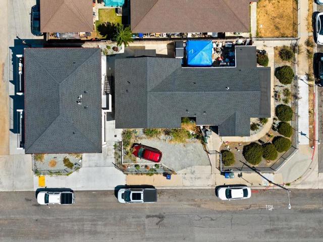 721 27 E 22nd St, National City CA: https://media.crmls.org/mediaz/01a09865-396c-45e8-b250-906e0a27da20.jpg