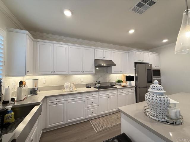Image 14 of 39 For 13427 Provision Way