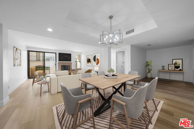 235 S Tower Drive, Beverly Hills CA: https://media.crmls.org/mediaz/01a1e392-fada-41cf-be1a-477370fb138f.jpg