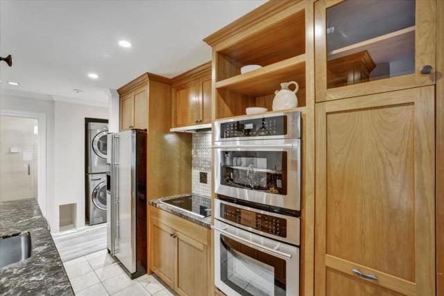 1070 Mercedes Avenue, Los Altos CA: https://media.crmls.org/mediaz/01a1e629-017a-4ec1-887c-3f4201db4f85.jpg
