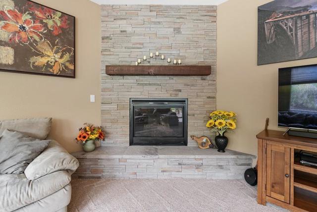 1515 Sunflower Drive, Hollister CA: https://media.crmls.org/mediaz/01a21312-a99c-4b1d-b996-3cb27f6f95fe.jpg