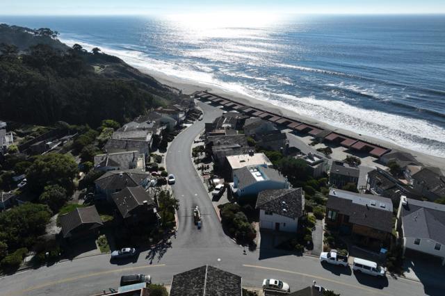 550 Sand Dollar Drive, Watsonville CA: https://media.crmls.org/mediaz/01a33a11-935f-4ff7-b648-b939d16546bb.jpg