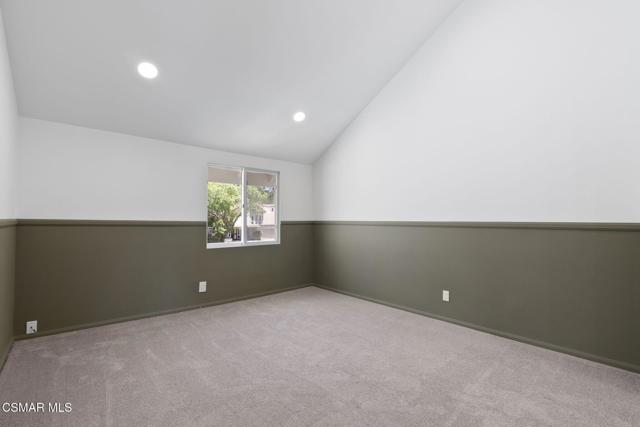 1984 Nettlebrook Street, Westlake Village CA: https://media.crmls.org/mediaz/01a457aa-36d7-467d-8000-a7cfd08aaf04.jpg