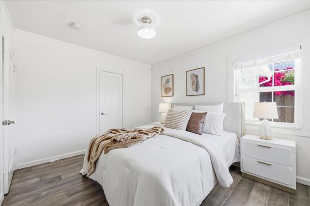 1019 Riverton Drive, San Carlos CA: https://media.crmls.org/mediaz/01a48075-afa5-4cea-b713-e3ed87468bda.jpg