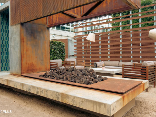 Detail Gallery Image 42 of 43 For 530 S Hewitt St #541,  Los Angeles,  CA 90013 - 2 Beds | 1 Baths